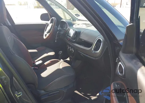 2014 Fiat 500L Trekking из США, поврежденный, VIN ZFBCFADH5EZ016234